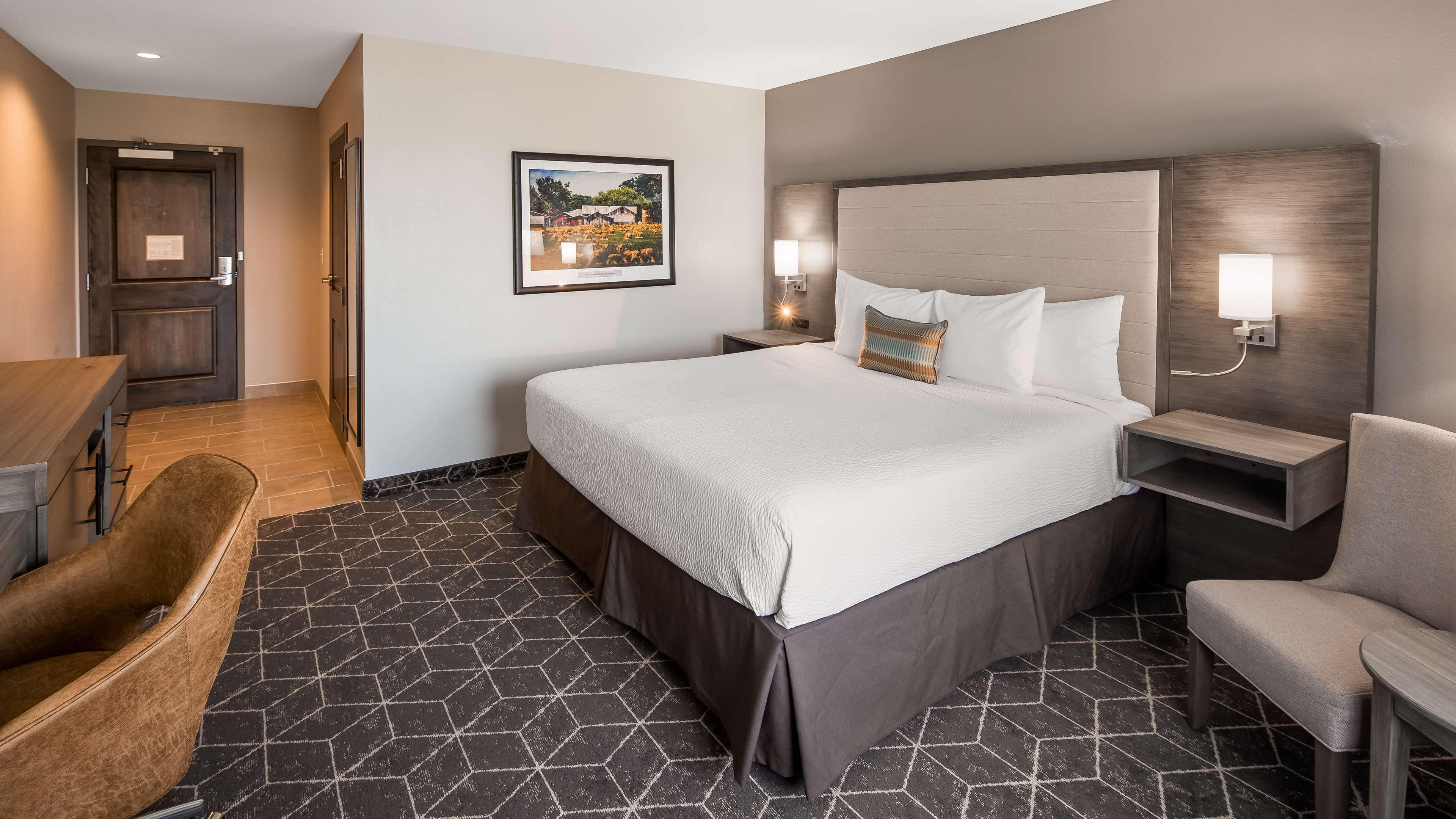 Best Western Plus Lawrenceburg Exterior photo