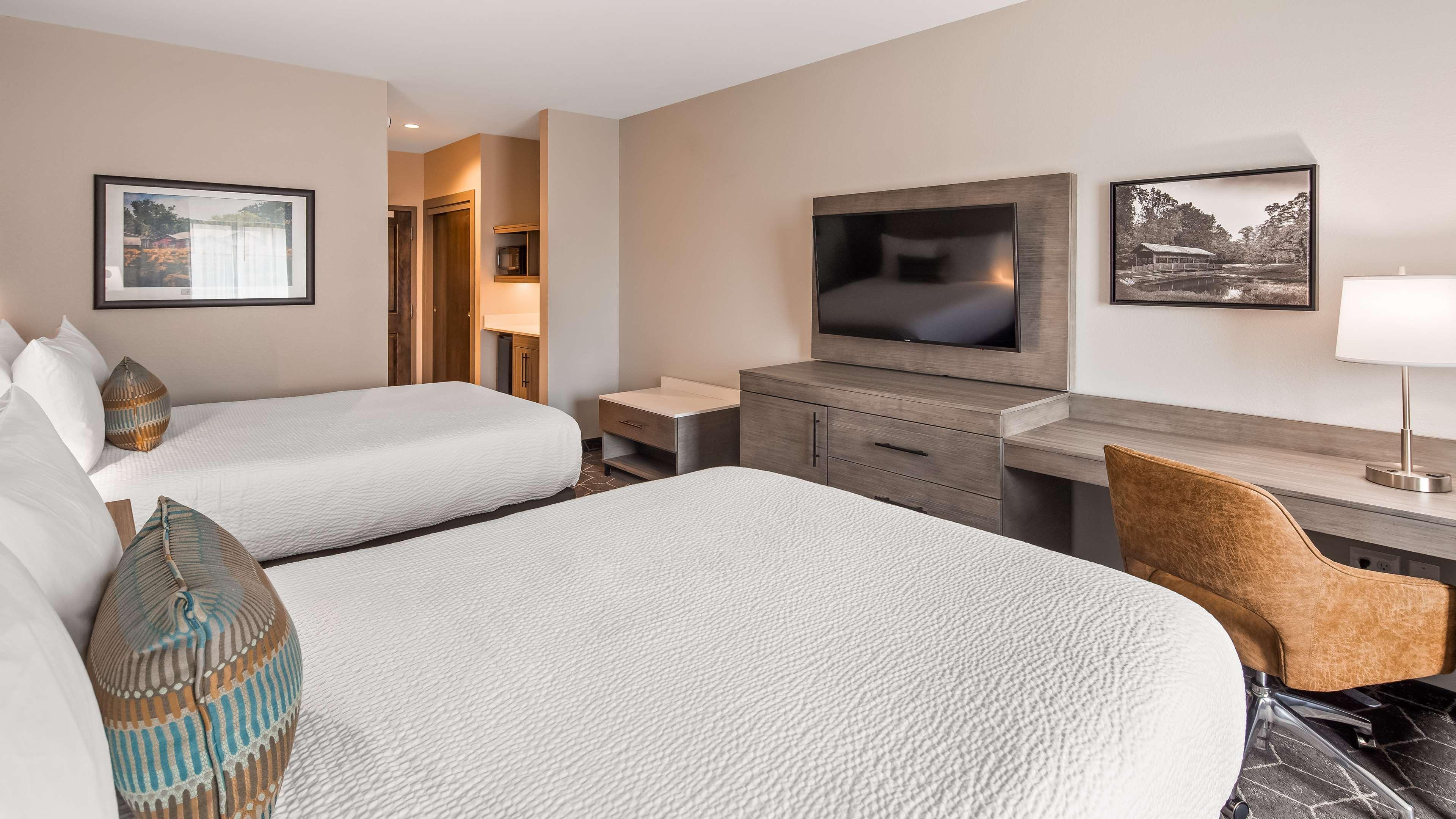 Best Western Plus Lawrenceburg Exterior photo