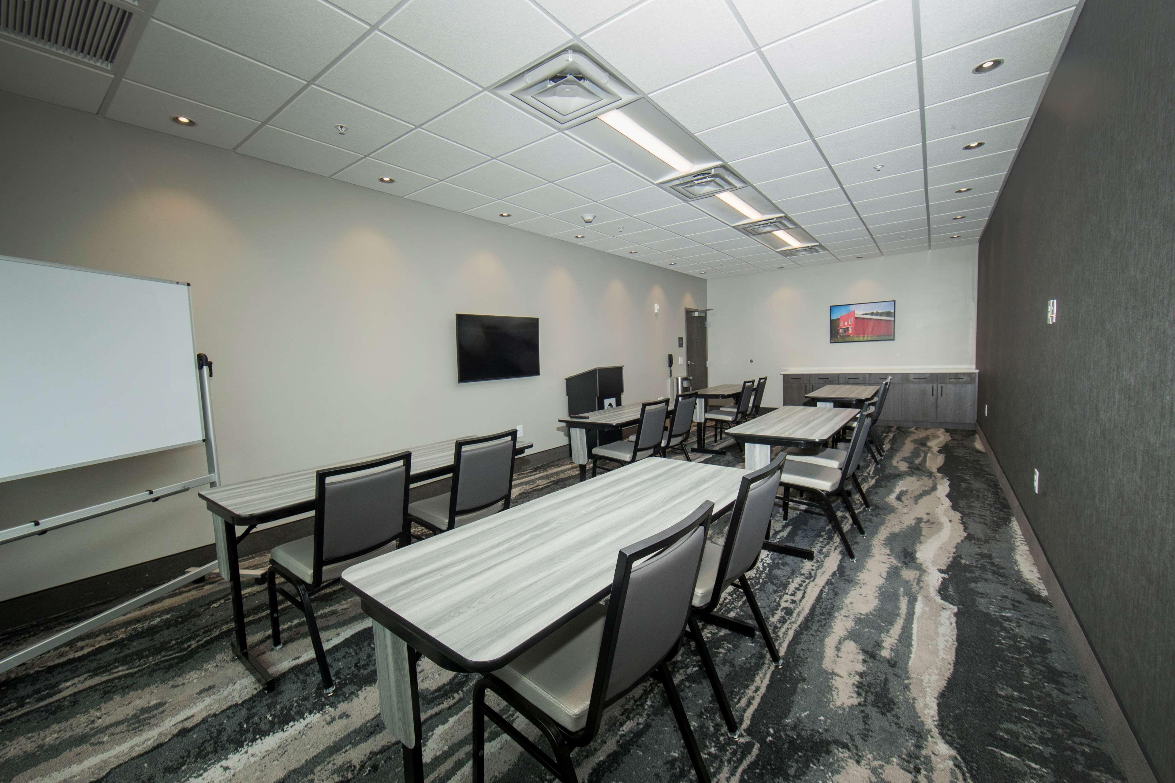 Best Western Plus Lawrenceburg Exterior photo